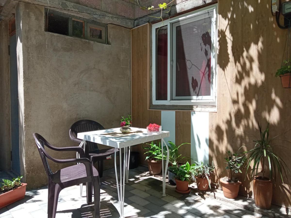Cortile Apartman Tbiliszi Kültér fotó